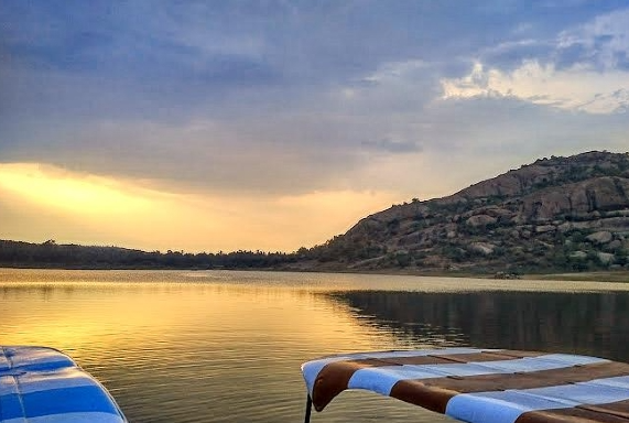 Rangarayara Doddi Lake, Ramanagara, Karnataka - Vushii.com